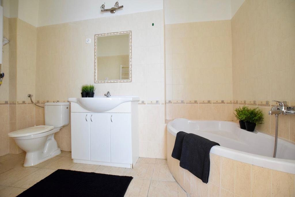 Budget Apartment by Hi5 - Akácfa 4 Budapest Eksteriør billede
