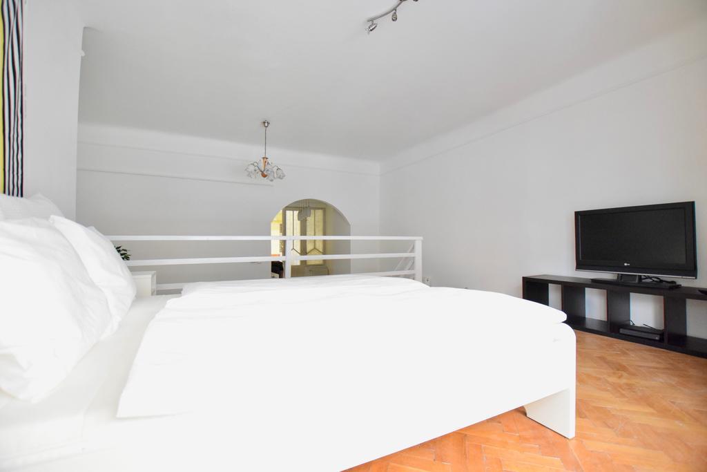 Budget Apartment by Hi5 - Akácfa 4 Budapest Eksteriør billede